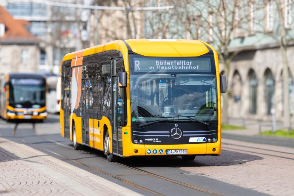 HEAGmobilo Elektrobusse fahren über 10 Millionen Kilometer